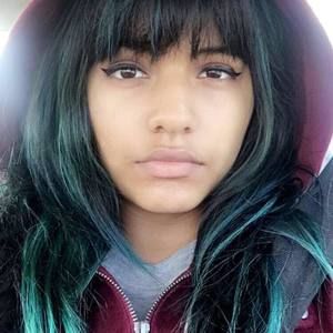 Meet your Posher, Lillian